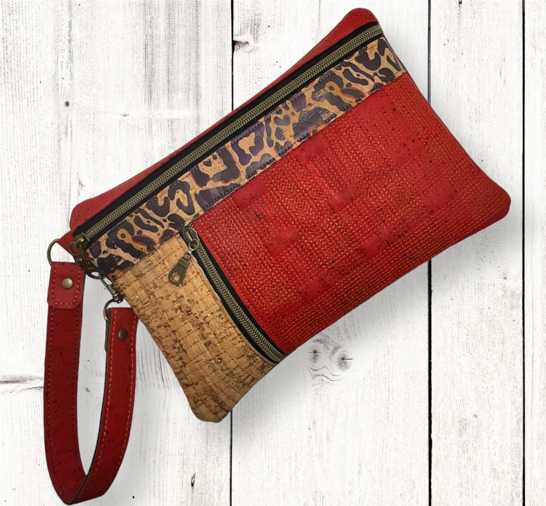 Hatch Clutch Wristlet